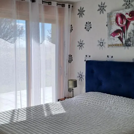 Hotel La Rive - Le Mont Saint Michel *