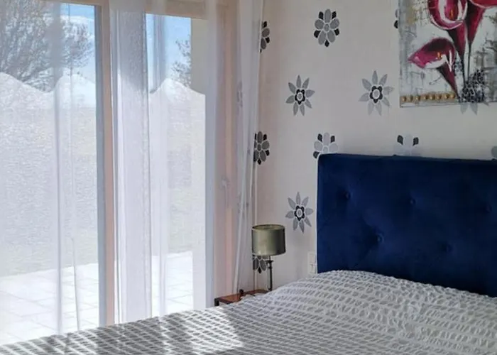 Hotel La Rive - Le Mont Saint Michel *