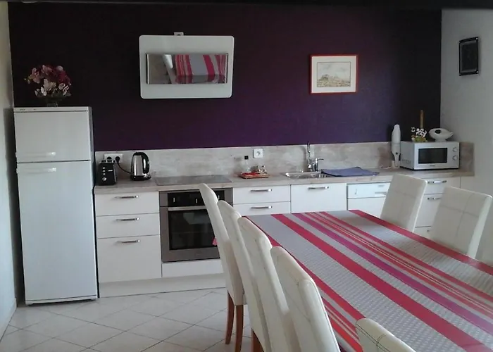 La Rive - Le Mont Saint Michel Hotel Ardevon